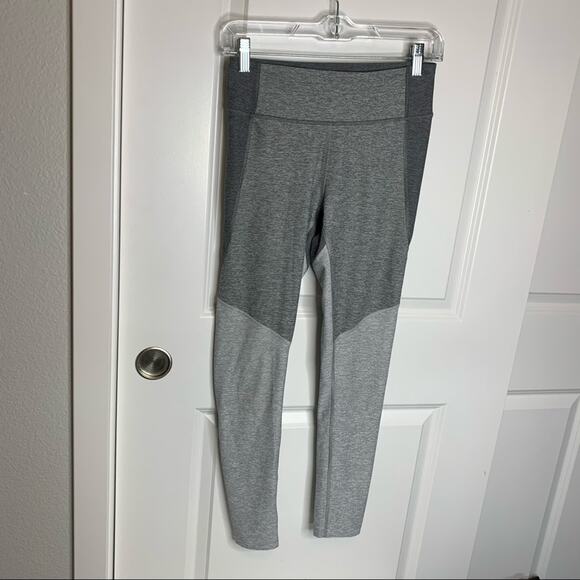Outdoor Voices Gray Colorblock High Rise 7/8 Leggings Size Small - Picture 2 of 6